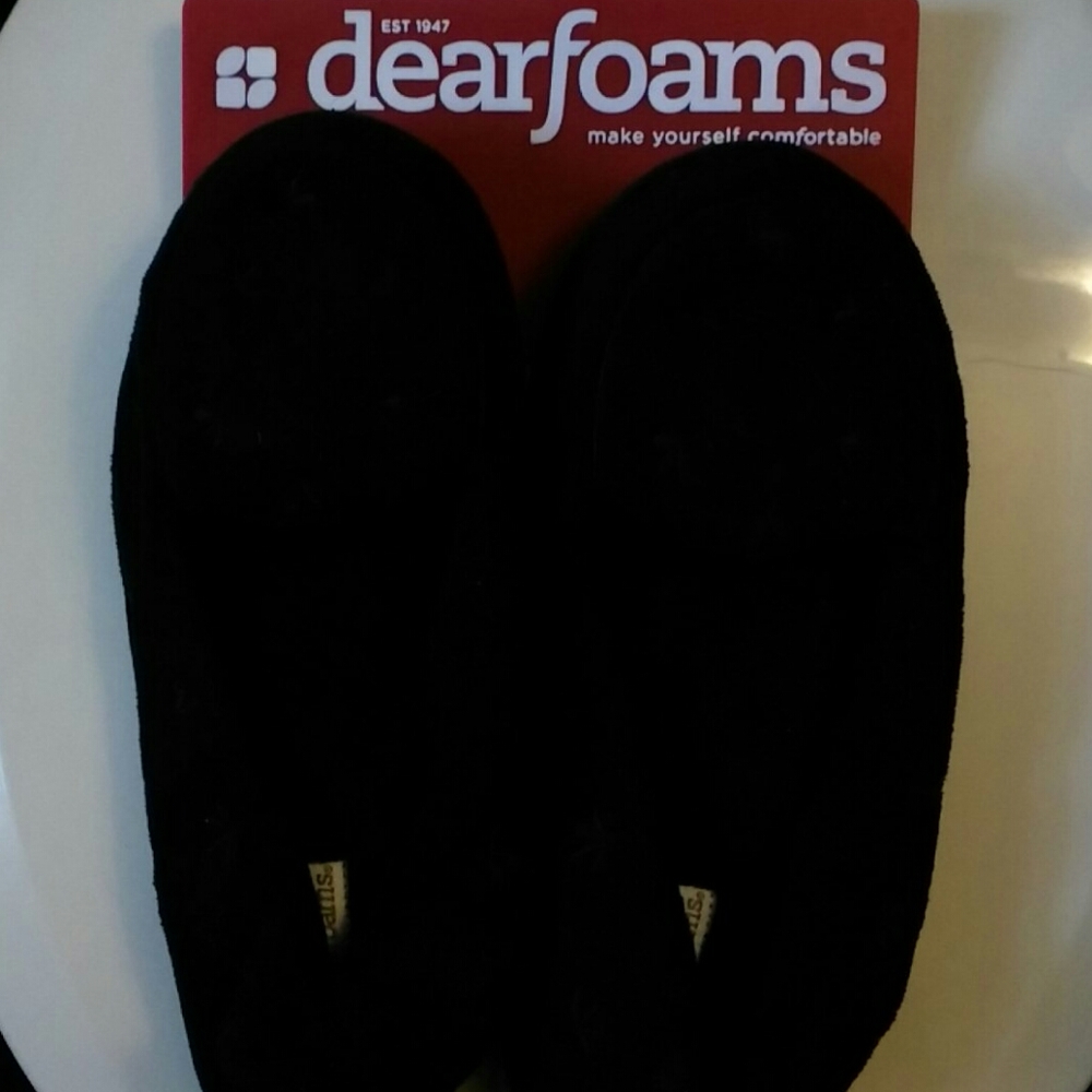 NWT Black Slippers